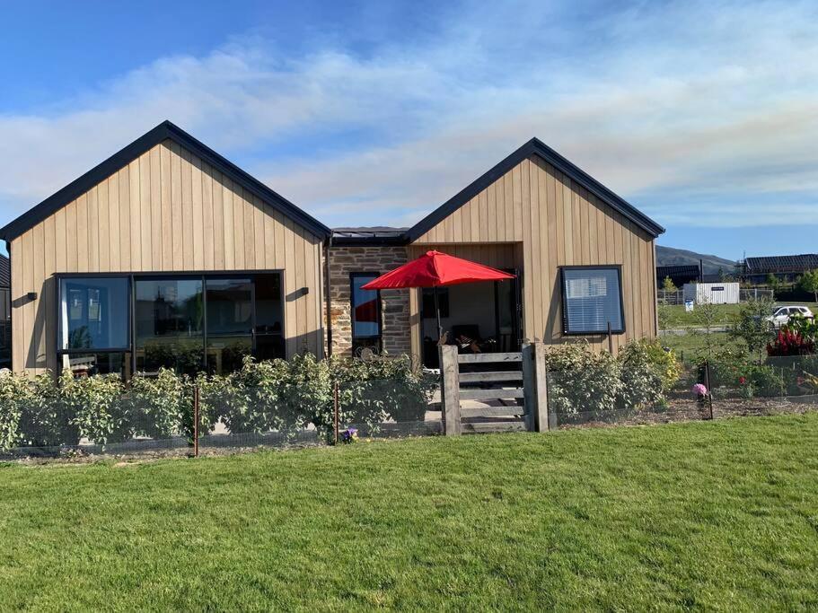 Alpine Abode Villa Wanaka Dış mekan fotoğraf