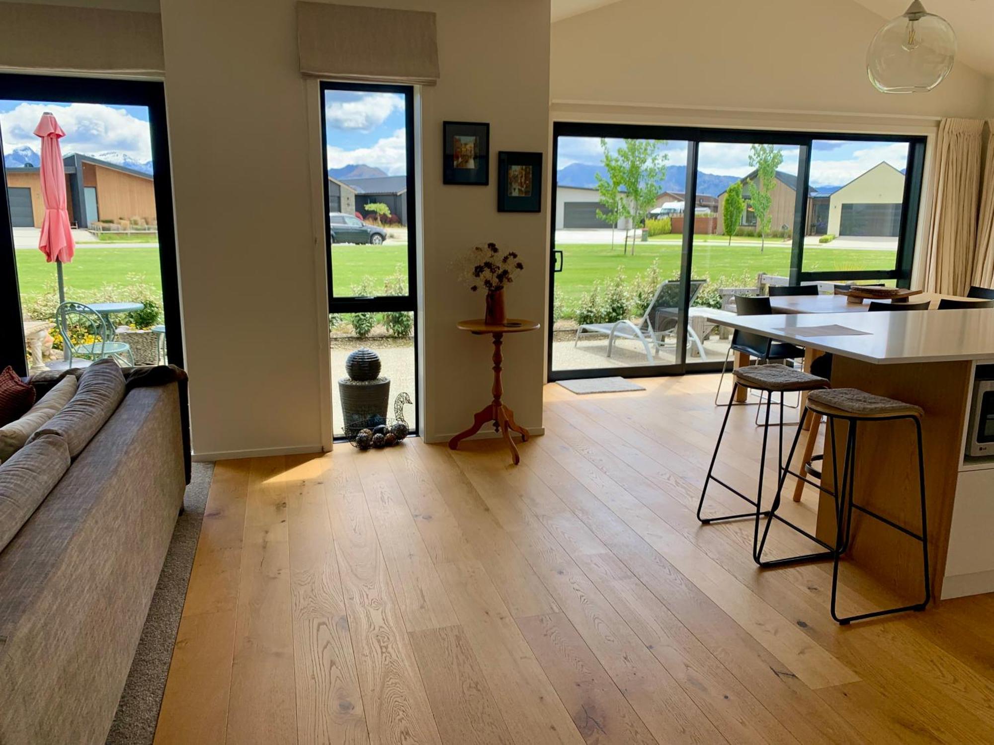 Alpine Abode Villa Wanaka Dış mekan fotoğraf