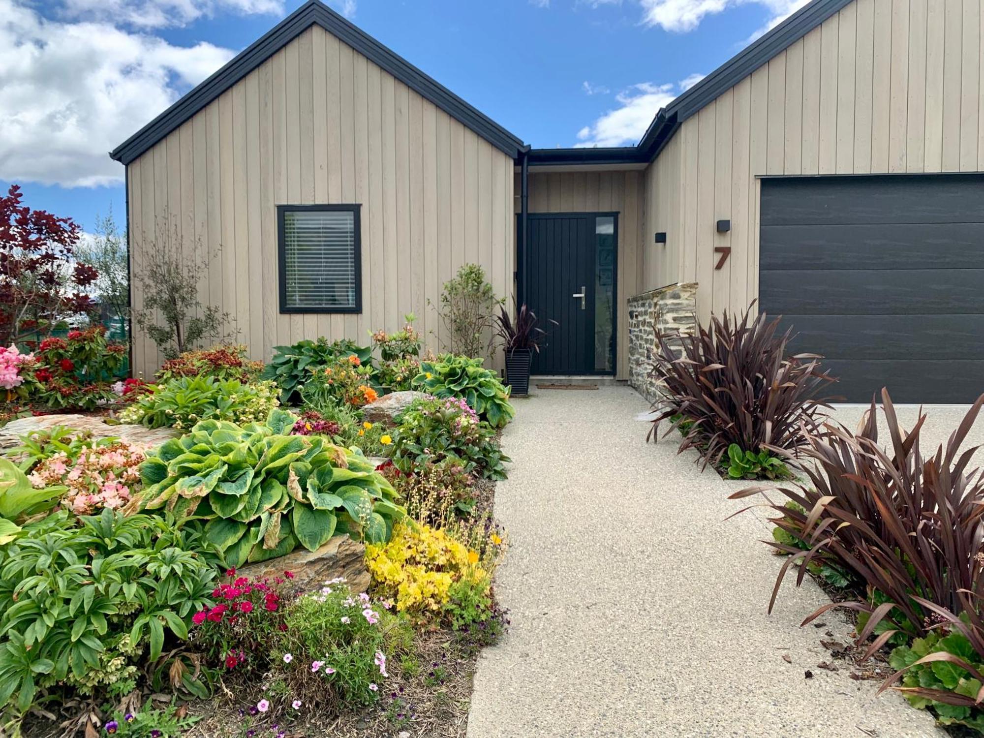 Alpine Abode Villa Wanaka Dış mekan fotoğraf